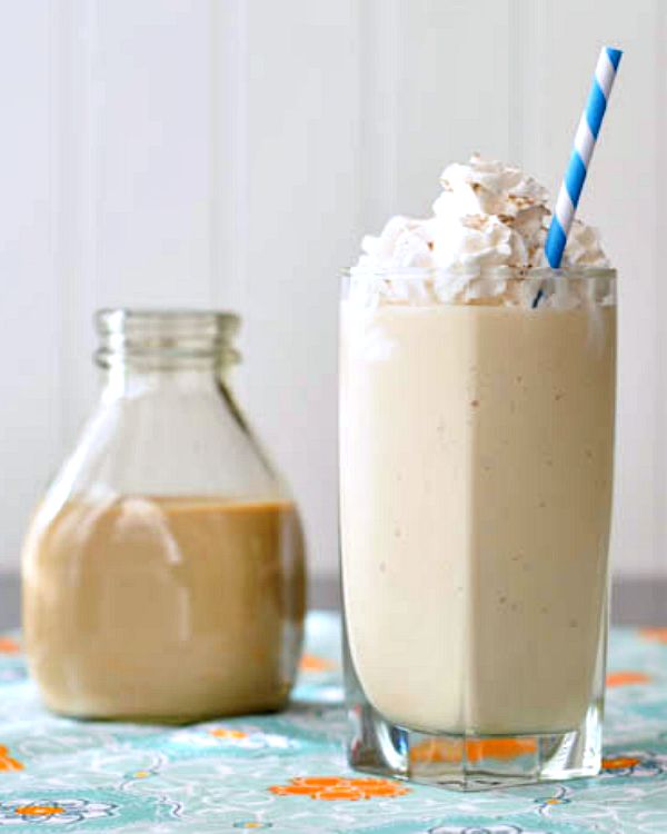 Salted Caramel Milkshake with Vegan Irish Creme @spabettie 