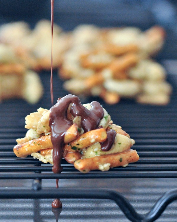 Sweet and Savory Furikake Carob Clusters @spabettie