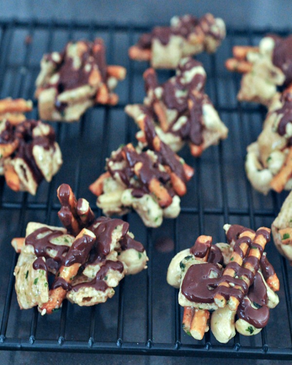 Sweet and Savory Furikake Carob Clusters @spabettie