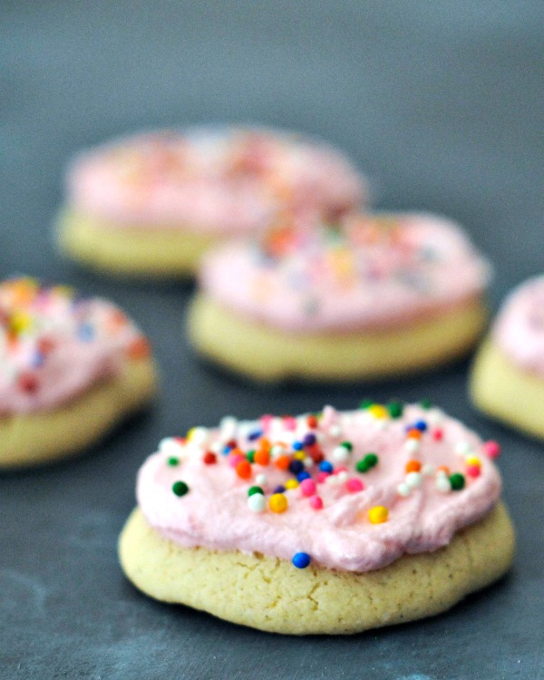 Frosted Soft Sugar Cookies Vegan @spabettie