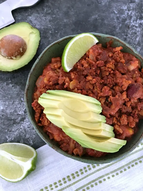 Spicy Chorizo Chili @spabettie #vegan #glutenfree #soyfree #oilfree #comfortfood #gameday #slowcooker #instantpot