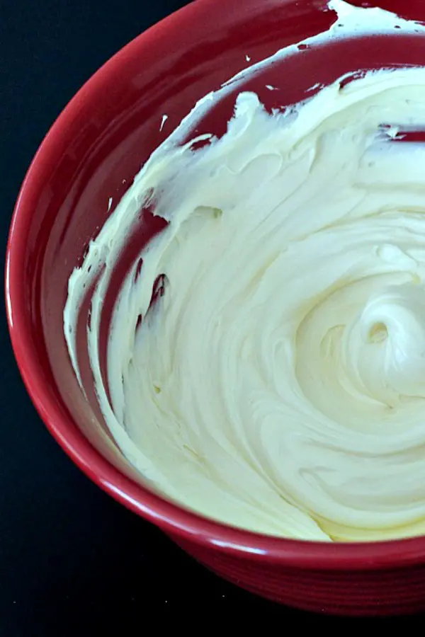 Miyoko's Buttercream Frosting @spabettie #vegan #glutenfree #frosting #dairyfree