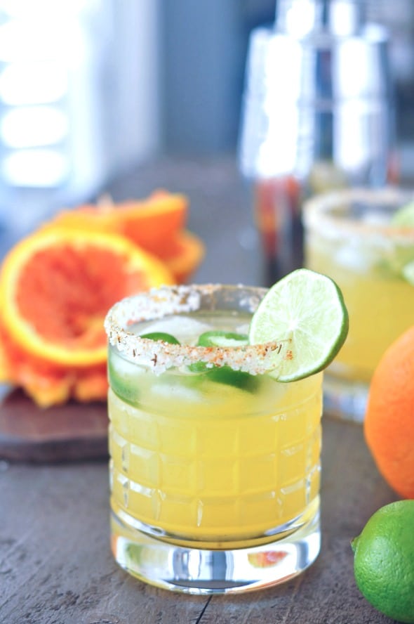 Jalapeño Margarita spicy cocktail recipe spabettie